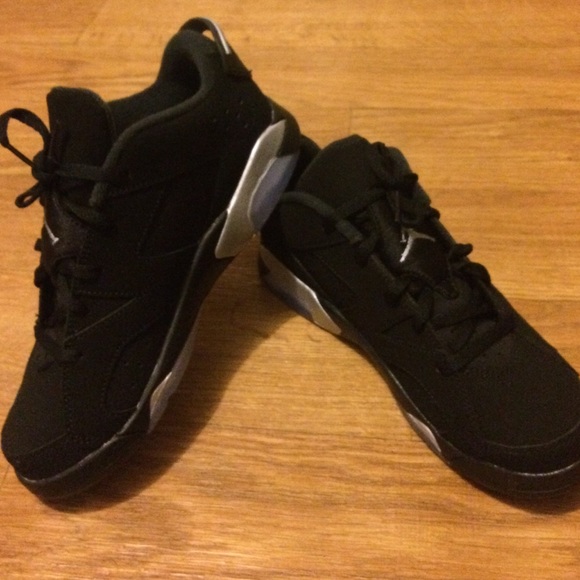 COPY - Chrome Low 6's - Picture 3 of 5